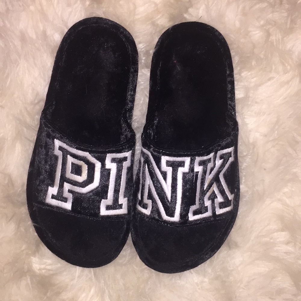 Black slippers